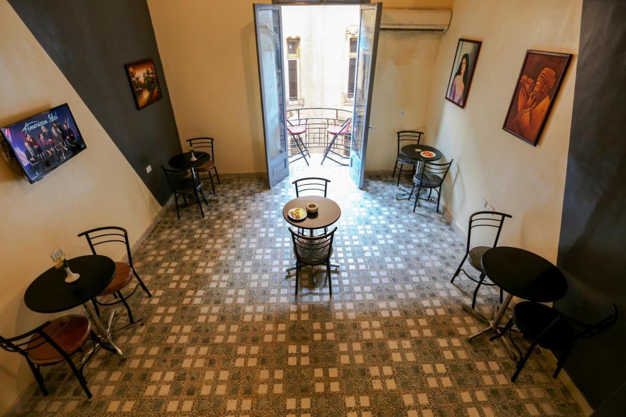 Valencia Hostel *